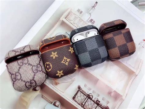 airpods louis vuitton.